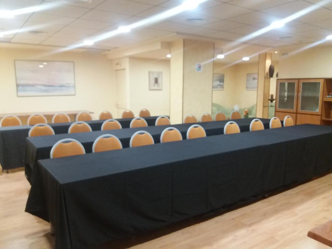 Hotel Real Lleida Kültér fotó